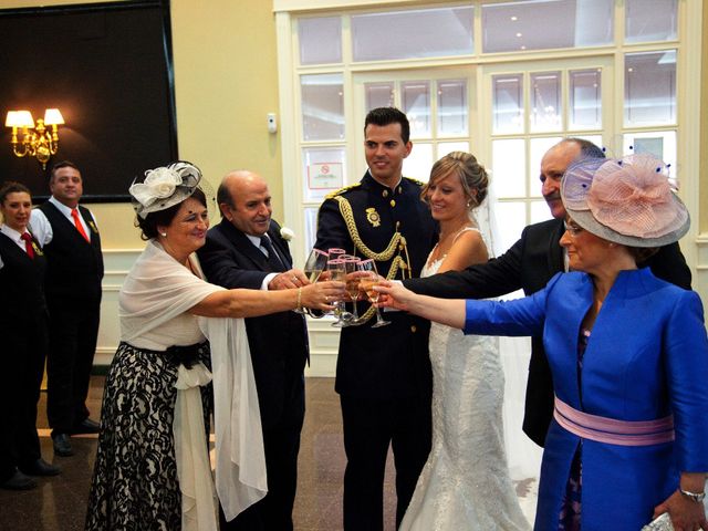 La boda de Miguel Ángel y Isabel en Mancha Real, Jaén 10