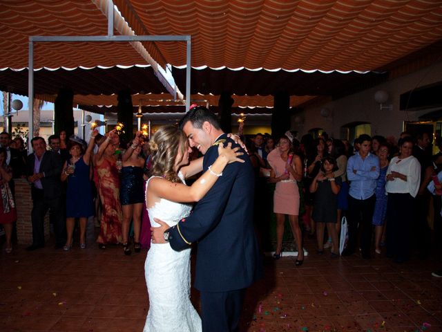 La boda de Miguel Ángel y Isabel en Mancha Real, Jaén 18