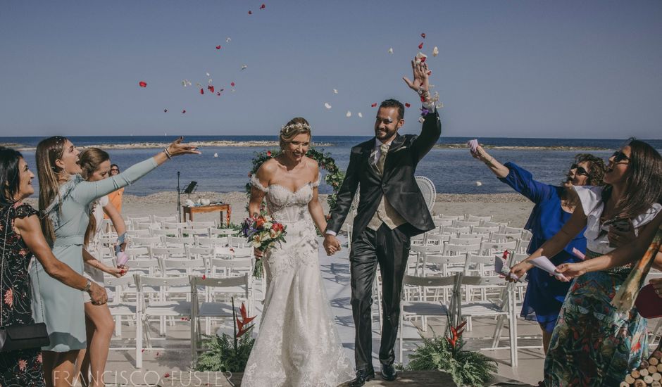 La boda de Vicente y Cristina en La Manga Del Mar Menor, Murcia