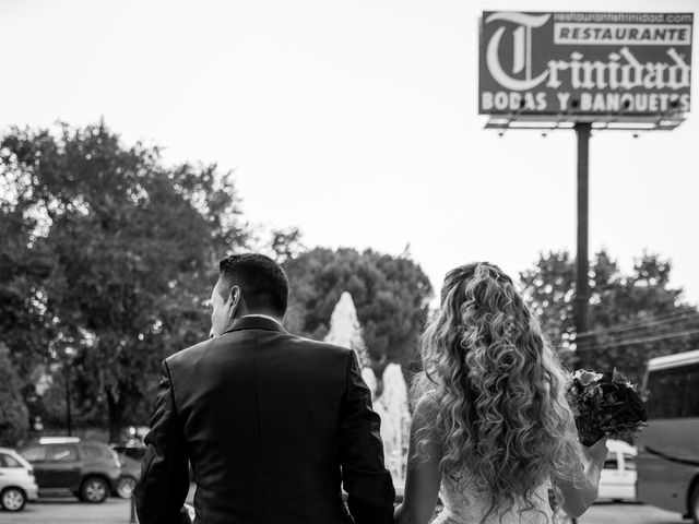 La boda de Manuel y Lukene en Galapagar, Madrid 28