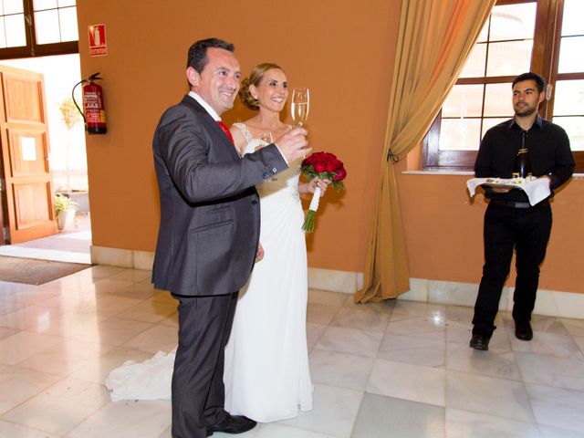 La boda de César y María en Adra, Almería 43