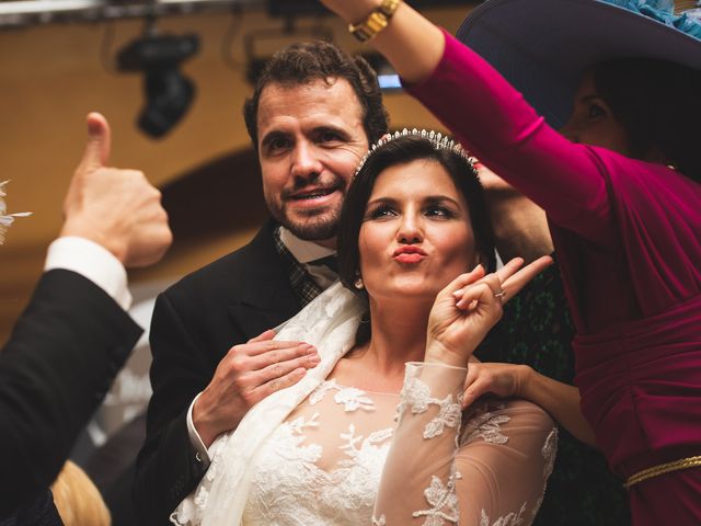 La boda de Ana Belén y Roberto en Palma Del Rio, Córdoba 82