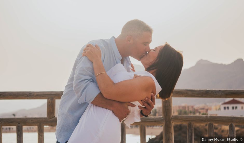 La boda de Daniel y Elisa en Vera, Almería