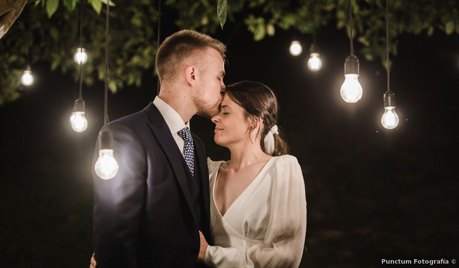 La boda de Héctor y Laura en Bueu (Resto Parroquia), Pontevedra