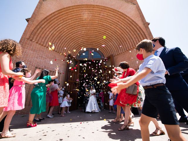 La boda de David y Teresa en A Coruña, A Coruña 33