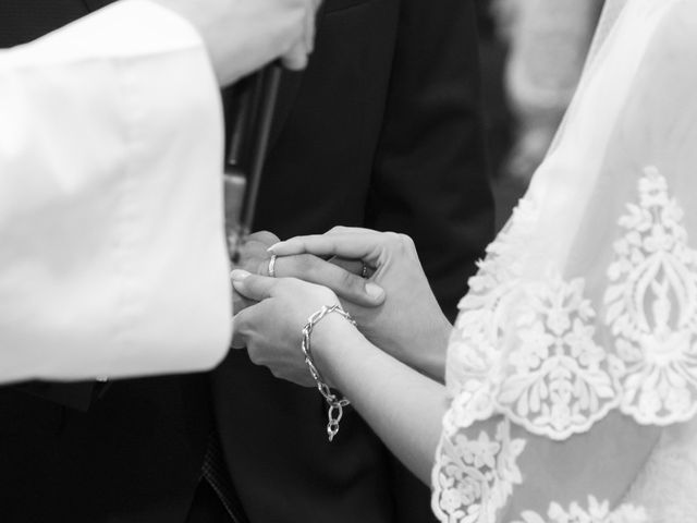 La boda de Laura y Jose en Sevilla, Sevilla 68