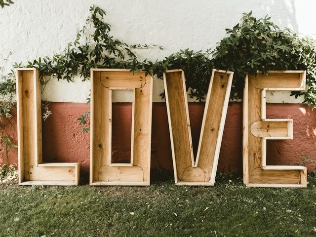 La boda de Juanma y Elena en Mérida, Badajoz 25