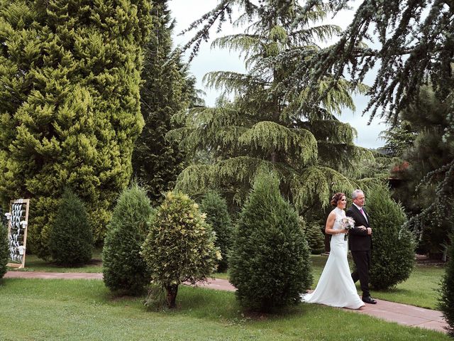 La boda de Muguel y Beatriz en Caviedes, Cantabria 14