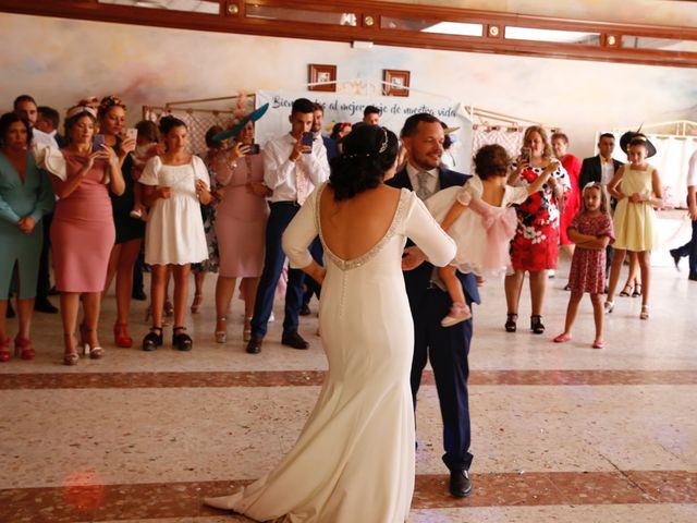 La boda de Andrés  y Isabel en Niebla, Huelva 7