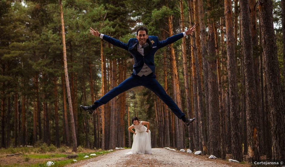 La boda de Javi y Alba en Rascafria, Madrid