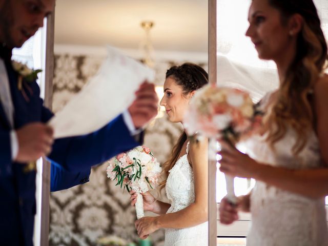 La boda de Manuel y Noelia en Santa Maria De Martorelles, Barcelona 23