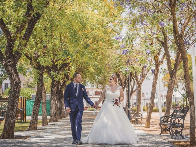 La boda de Miguel Ángel y Débora en Coria Del Rio, Sevilla 12