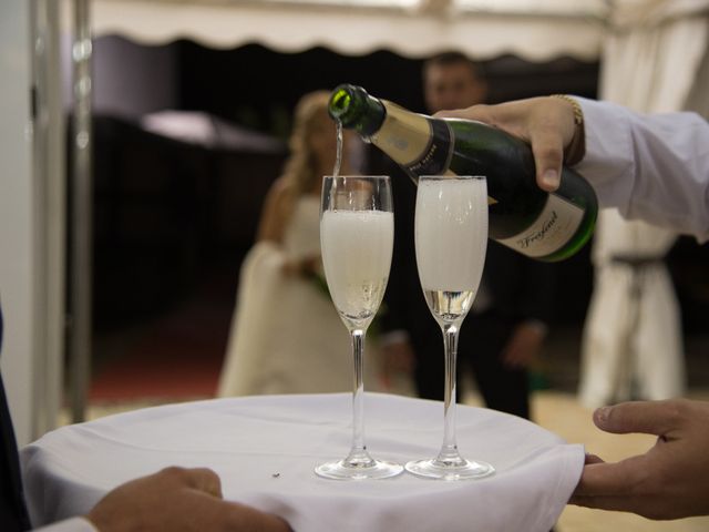 La boda de Enrique y Raquel en Mora De Rubielos, Teruel 31