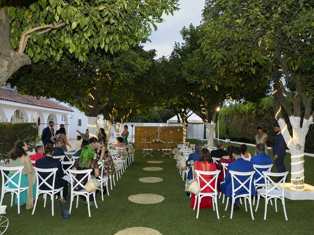 La boda de Cristina y Adrián en La Algaba, Sevilla 36