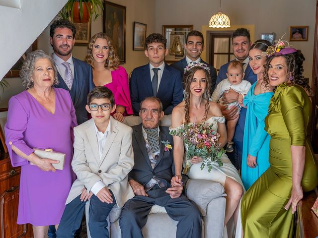 La boda de Rodrigo y Maria Del Mar en Pilas, Sevilla 2