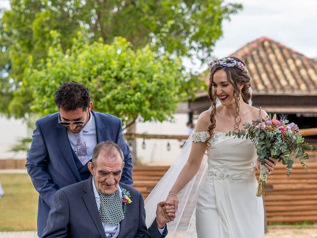 La boda de Rodrigo y Maria Del Mar en Pilas, Sevilla 7