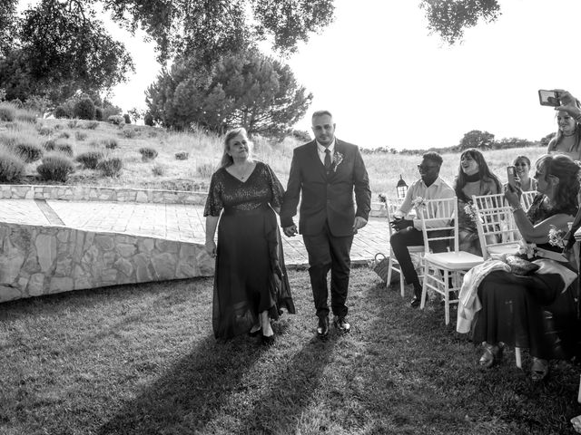 La boda de Manolo y Sandra en La Torre De Esteban Hambran, Toledo 26