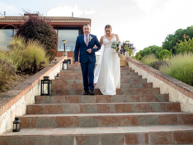 La boda de Manolo y Sandra en La Torre De Esteban Hambran, Toledo 27