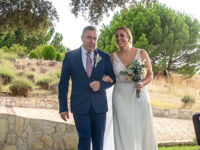 La boda de Manolo y Sandra en La Torre De Esteban Hambran, Toledo 29