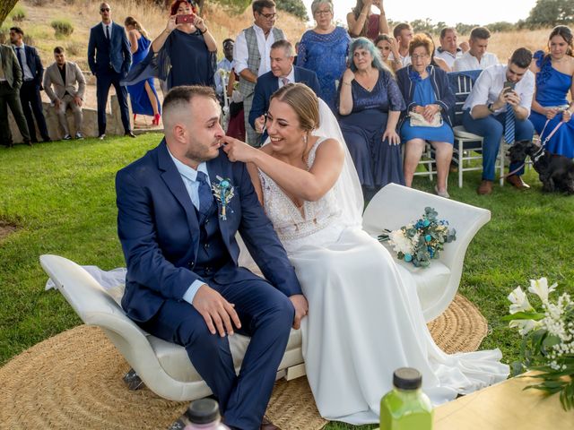 La boda de Manolo y Sandra en La Torre De Esteban Hambran, Toledo 32