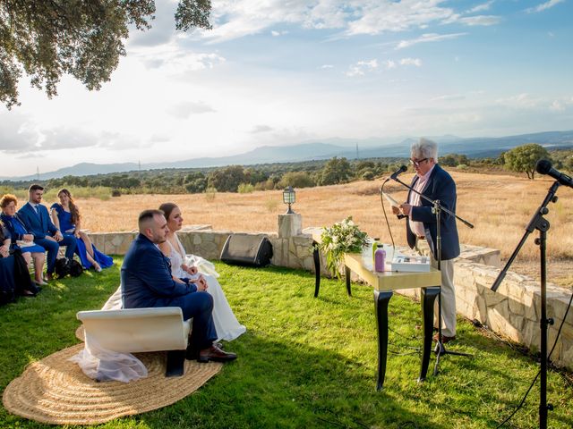 La boda de Manolo y Sandra en La Torre De Esteban Hambran, Toledo 37