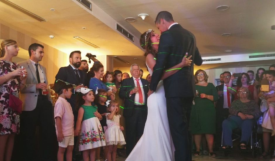 La boda de Javier y Raquel en Córdoba, Córdoba