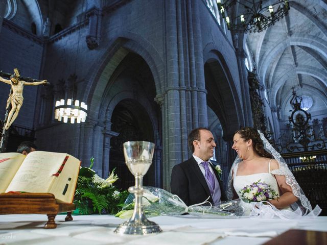 La boda de Roberto y Amparo  en Ciudad Rodrigo, Salamanca 19