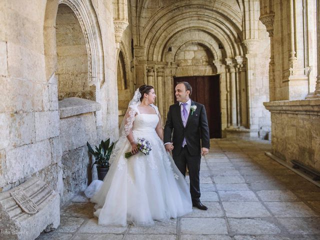 La boda de Roberto y Amparo  en Ciudad Rodrigo, Salamanca 29