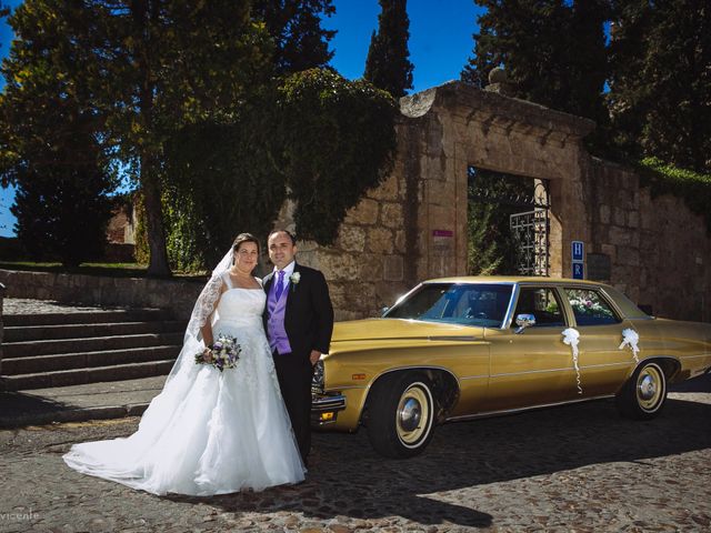 La boda de Roberto y Amparo  en Ciudad Rodrigo, Salamanca 36