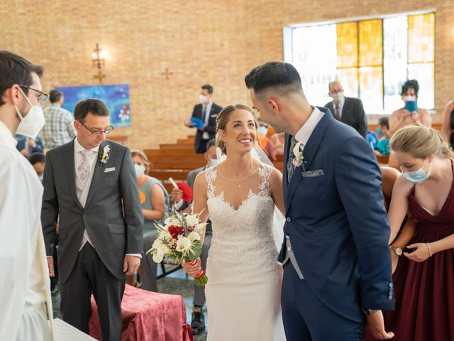 La boda de Lourdes y Yassin en Alhaurin De La Torre, Málaga 24