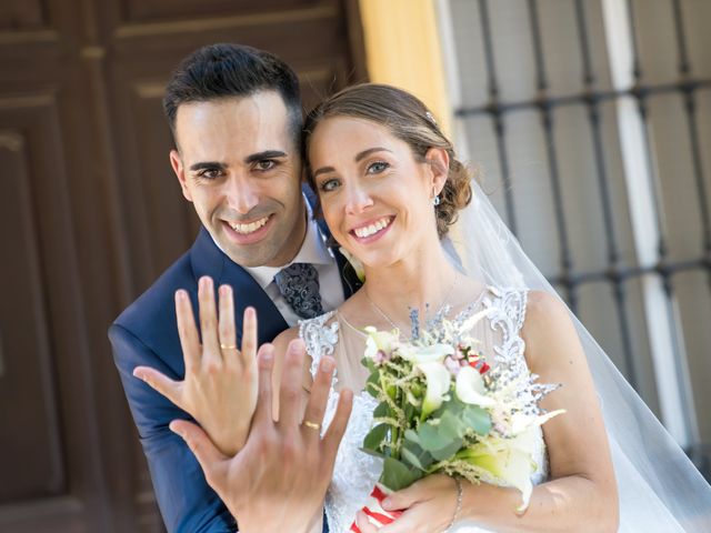 La boda de Lourdes y Yassin en Alhaurin De La Torre, Málaga 35