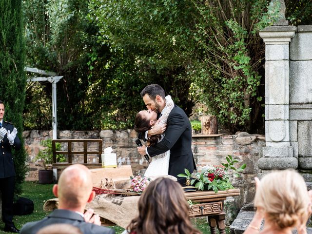 La boda de Elena y Alex en Sotos De Sepulveda, Segovia 17