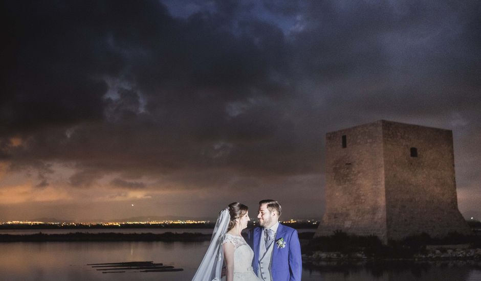 La boda de Joaquín y Esther en Santa Pola, Alicante