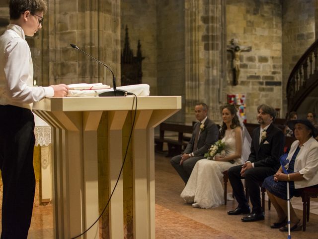 La boda de Lukas y Mireia en Santurtzi, Vizcaya 12