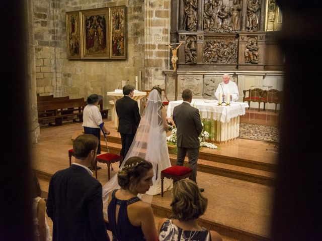 La boda de Lukas y Mireia en Santurtzi, Vizcaya 15