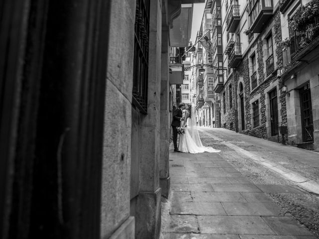 La boda de Lukas y Mireia en Santurtzi, Vizcaya 36