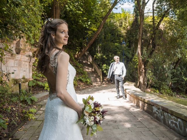 La boda de Lukas y Mireia en Santurtzi, Vizcaya 50