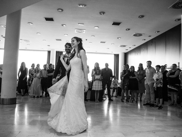 La boda de Lukas y Mireia en Santurtzi, Vizcaya 80