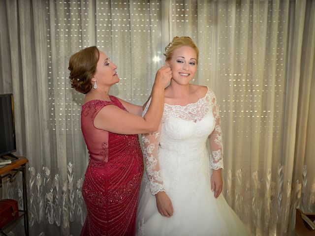 La boda de Juan y Raquel en Almerimar, Almería 40