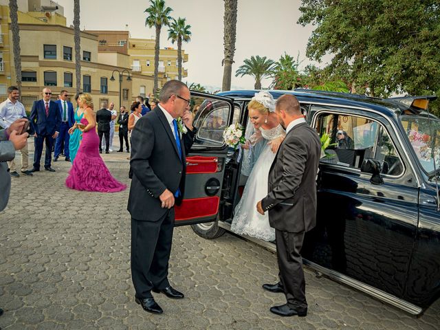 La boda de Juan y Raquel en Almerimar, Almería 61