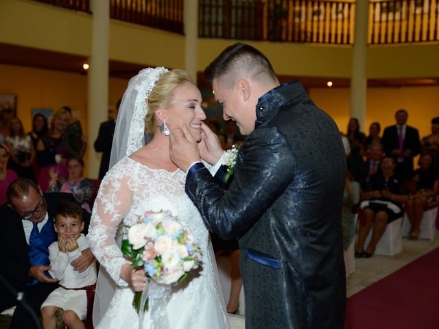 La boda de Juan y Raquel en Almerimar, Almería 69