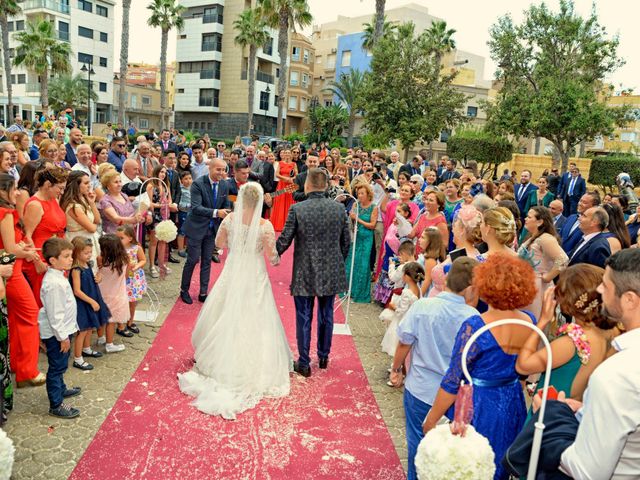 La boda de Juan y Raquel en Almerimar, Almería 91