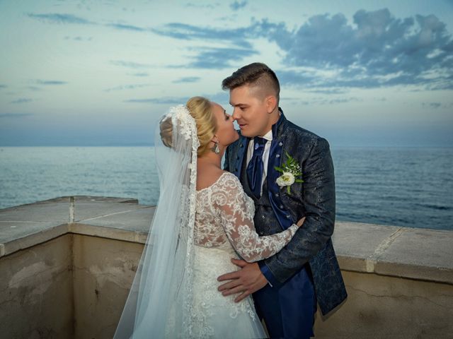 La boda de Juan y Raquel en Almerimar, Almería 104