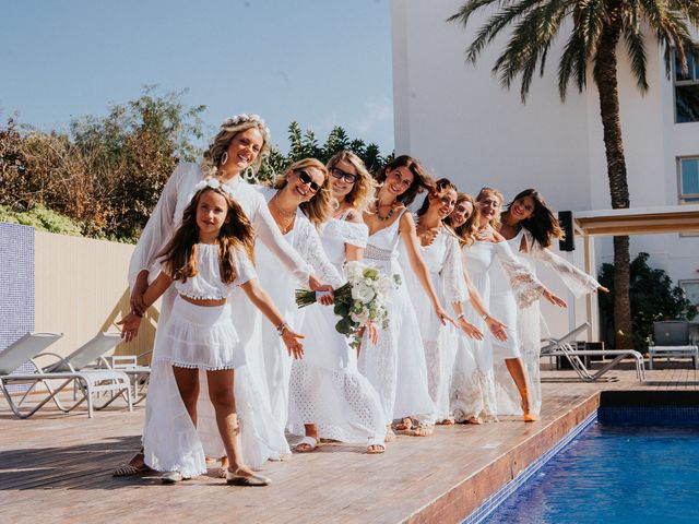 La boda de Marcello y Ilaria en Santa Eularia Des Riu, Islas Baleares 40