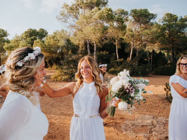 La boda de Marcello y Ilaria en Santa Eularia Des Riu, Islas Baleares 64