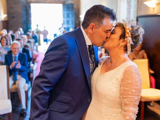 La boda de José Manuel y Lorena en Soto Del Barco, Asturias 26