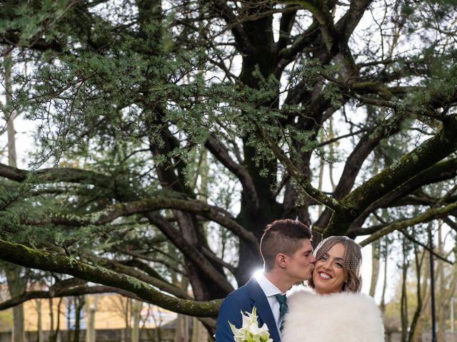 La boda de Ander y Eukene en Amurrio, Álava 24