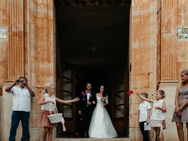 La boda de Oliver y Desidee en Ciutadella De Menorca, Islas Baleares 89