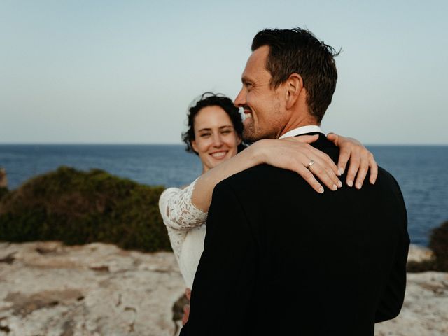 La boda de Oliver y Desidee en Ciutadella De Menorca, Islas Baleares 107