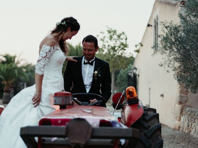 La boda de Oliver y Desidee en Ciutadella De Menorca, Islas Baleares 127